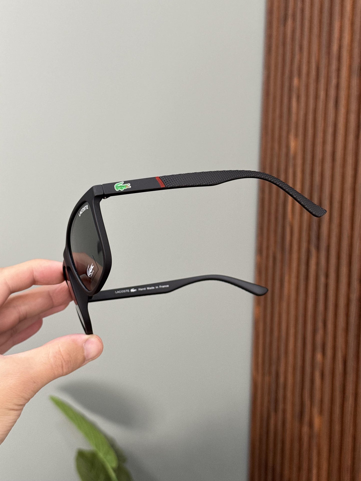 Lunette Lacoste